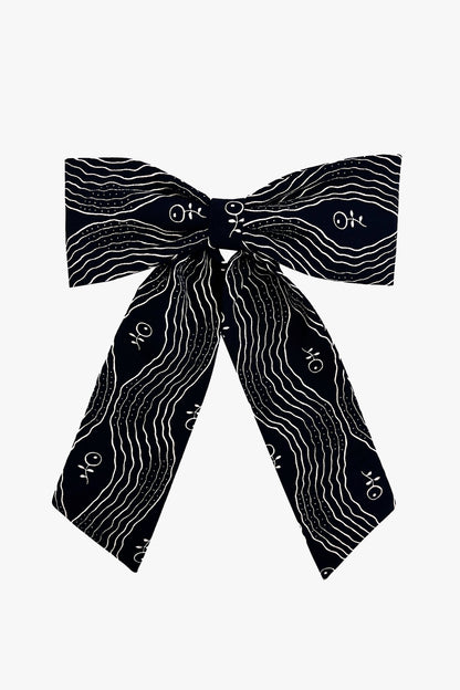 Berry Crepe Bow Hair Clip | Anna Sui