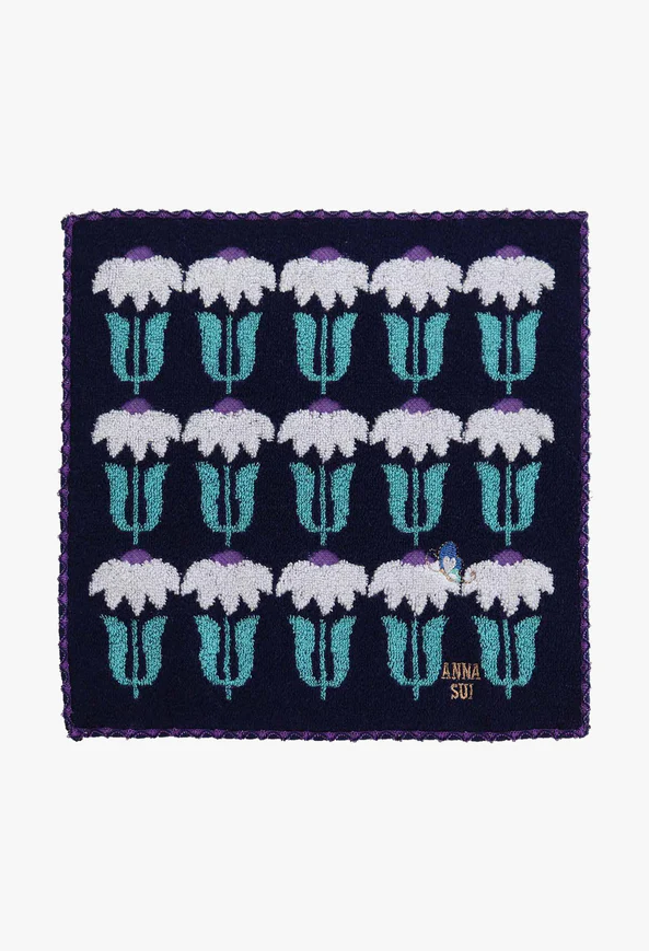 Upsy Daisy Washcloth | Anna Sui