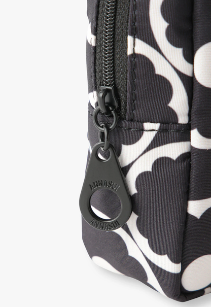 Daisy Delight Pouch | Anna Sui