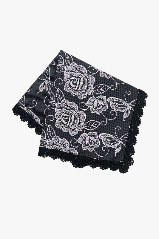 Romantic Rose Lace Washcloth | Anna Sui