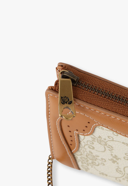 Lacey Roses Small Wallet - Beige | Anna Sui