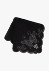 04 - Black