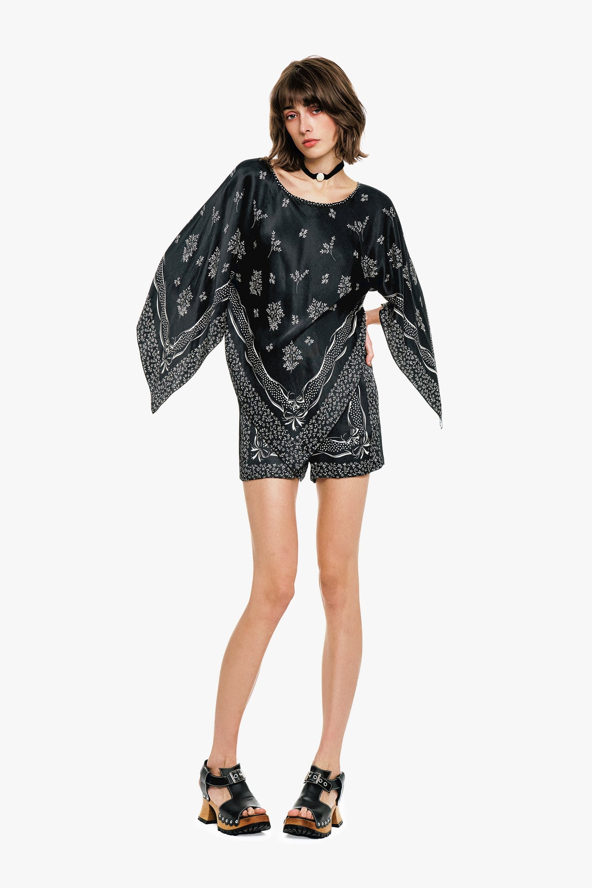 Ribbon Handkerchief Satin Print Shorts | Anna Sui