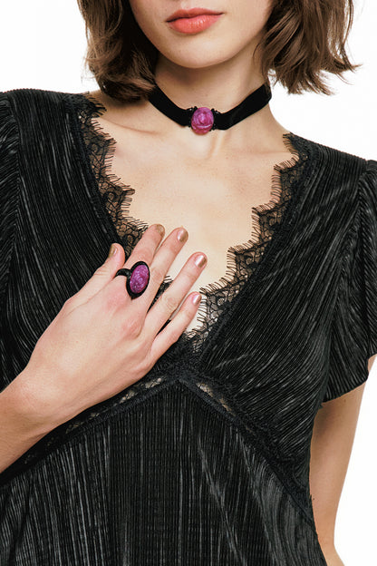 Oval Rose Choker - Dusty Rose | Anna Sui