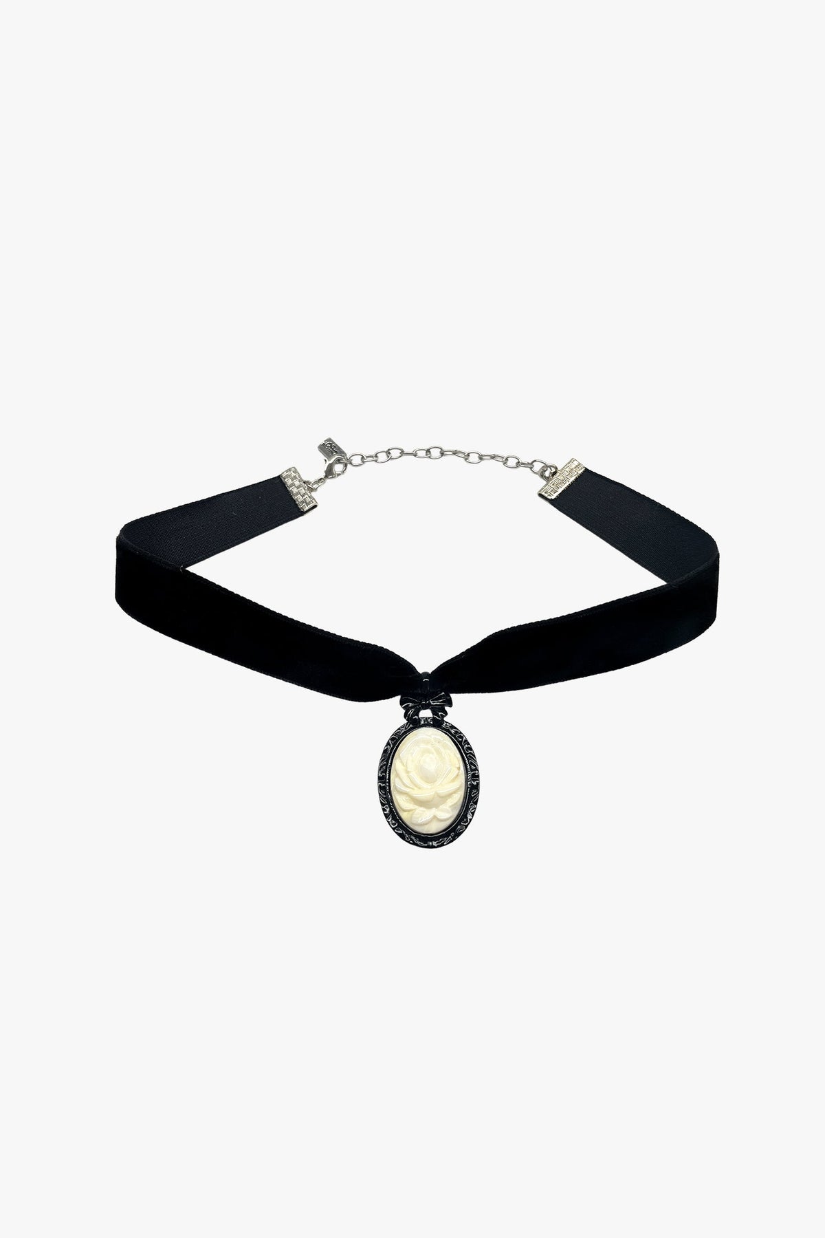 Rose Drop Choker Necklace - Ivory | Anna Sui