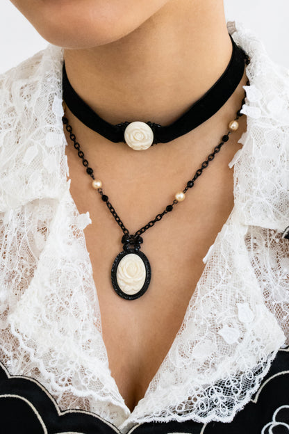Carved Rose Victorian Necklace & Choker Set – Ivory | Anna Sui