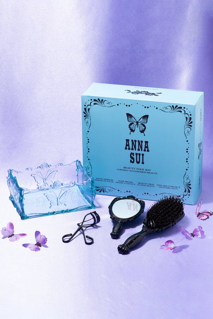 Essential Beauty Tool Kit | Anna Sui