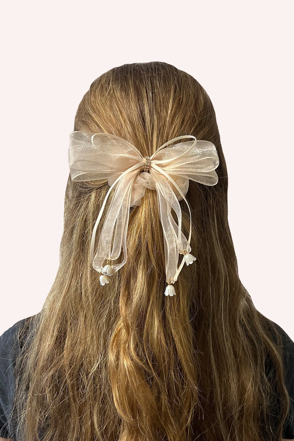Nude Mesh Bow Flower Embellished Scrunchie | Anna Sui
